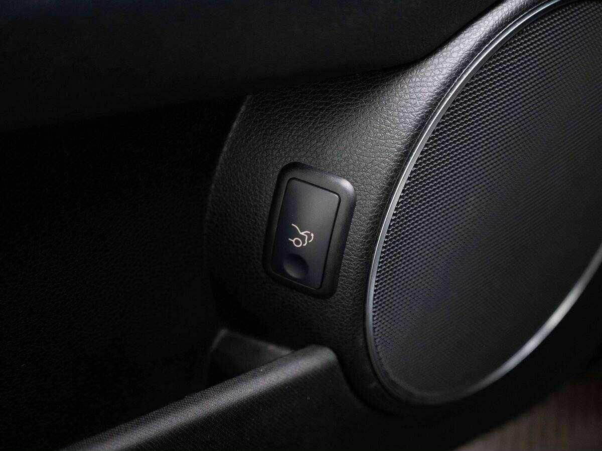 Купить Mercedes-Benz C-Класс 250, 2013, 121 000 км, фото №17