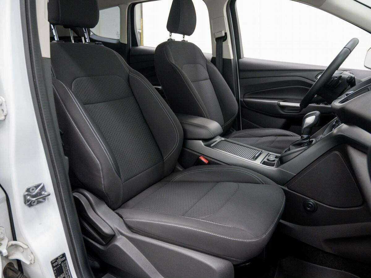Купить Ford Kuga, 2017, 132 800 км, фото №9