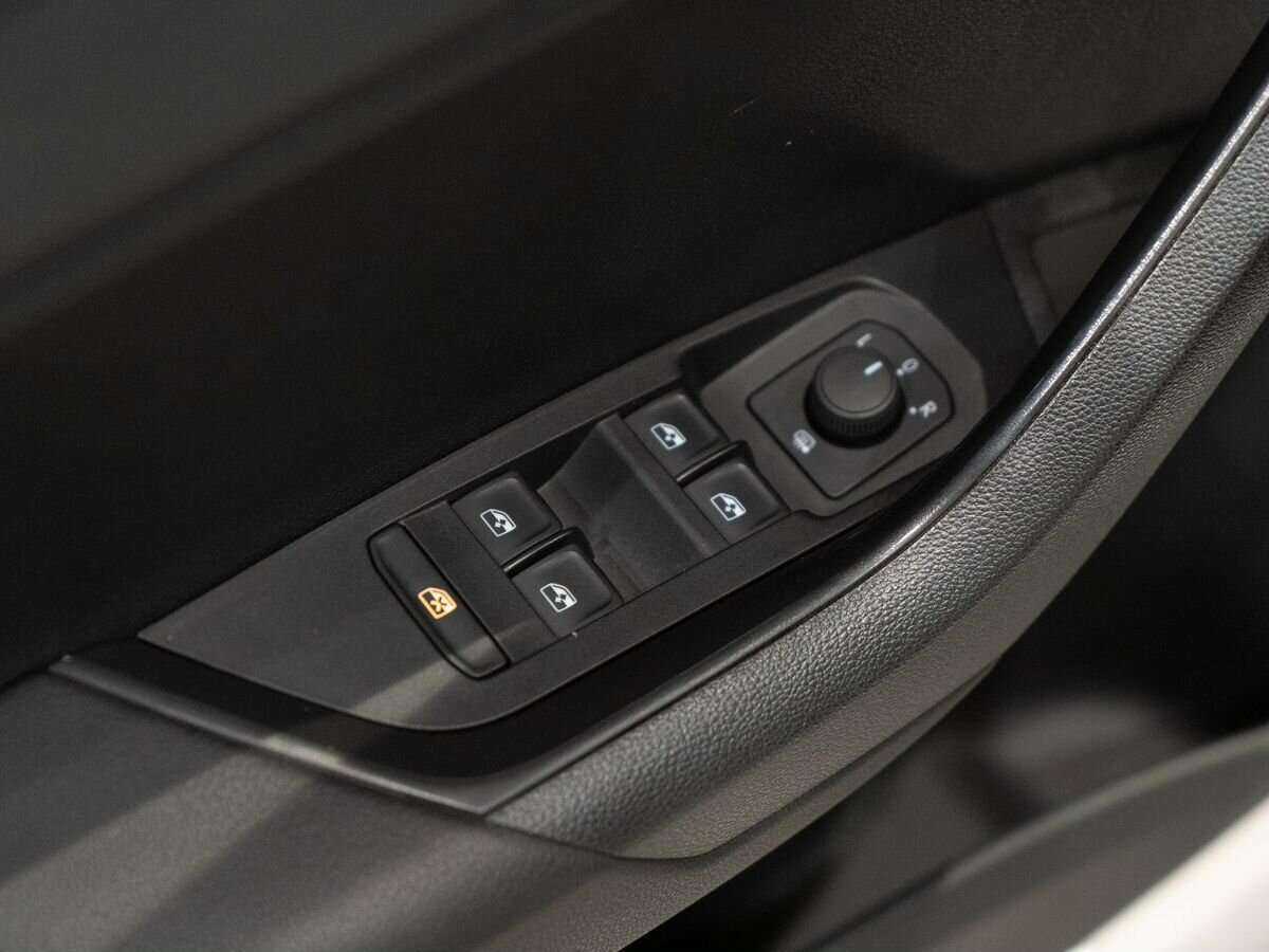 Купить Skoda Karoq DSG6, 2021, 52 046 км, фото №13