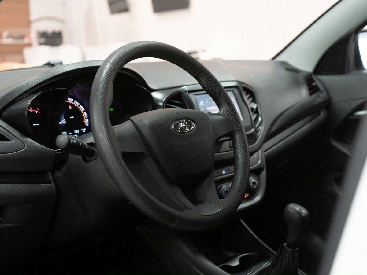 Купить Lada (ВАЗ) Vesta, 2021, 30 000 км, фото №5