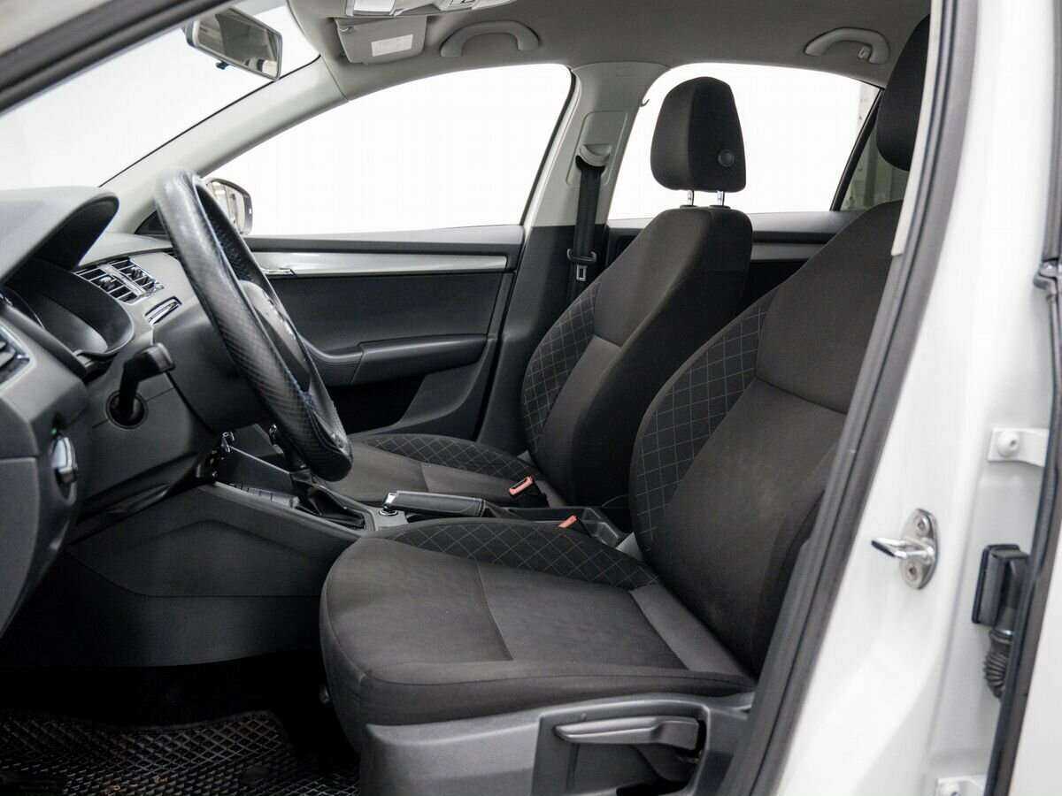 Купить Skoda Octavia, 2017, 178 000 км, фото №14