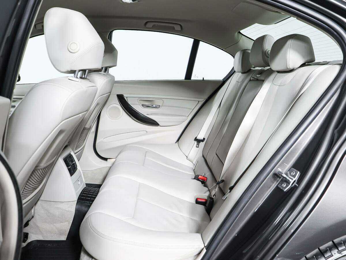 Купить BMW 3 серии 320i, 2012, 105 153 км, фото №10