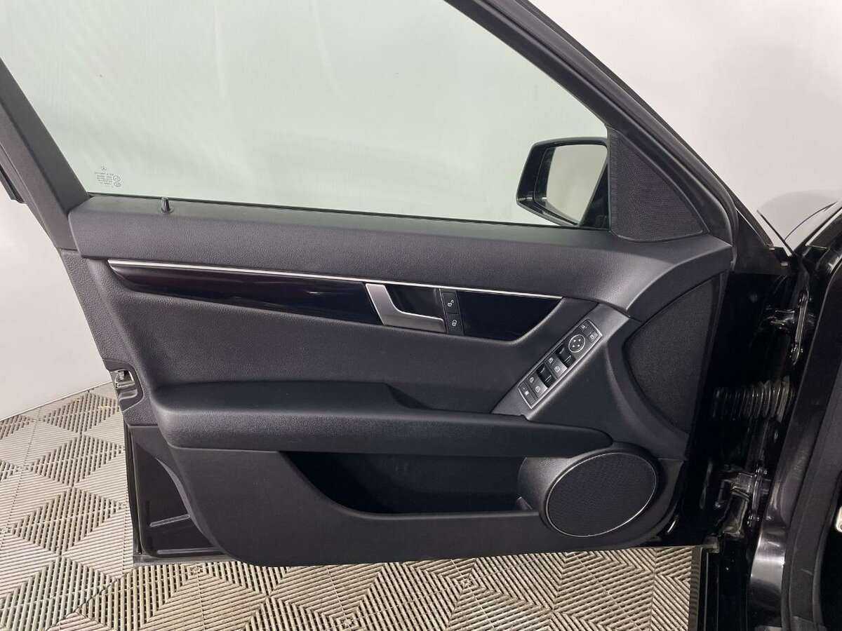 Купить Mercedes-Benz C-Класс 180, 2012, 159 200 км, фото №8