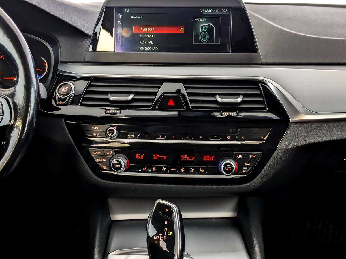 Купить BMW 5 серии 520i, 2018, 210 758 км, фото №12