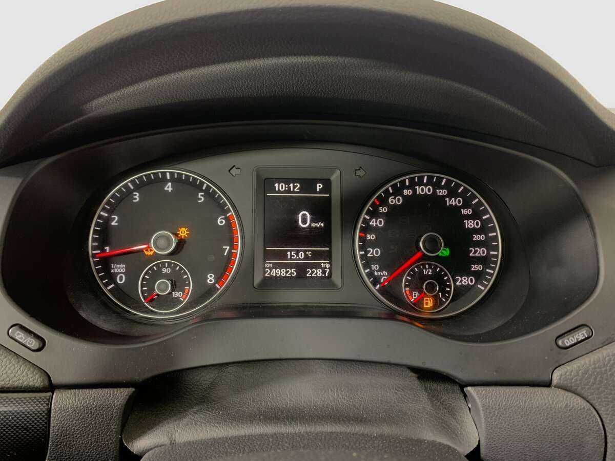 Купить Volkswagen Jetta, 2012, 249 824 км, фото №12