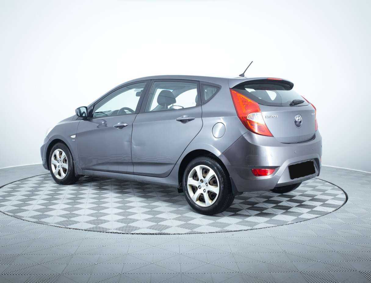 Купить Hyundai Solaris, 2013, 123 846 км, фото №7