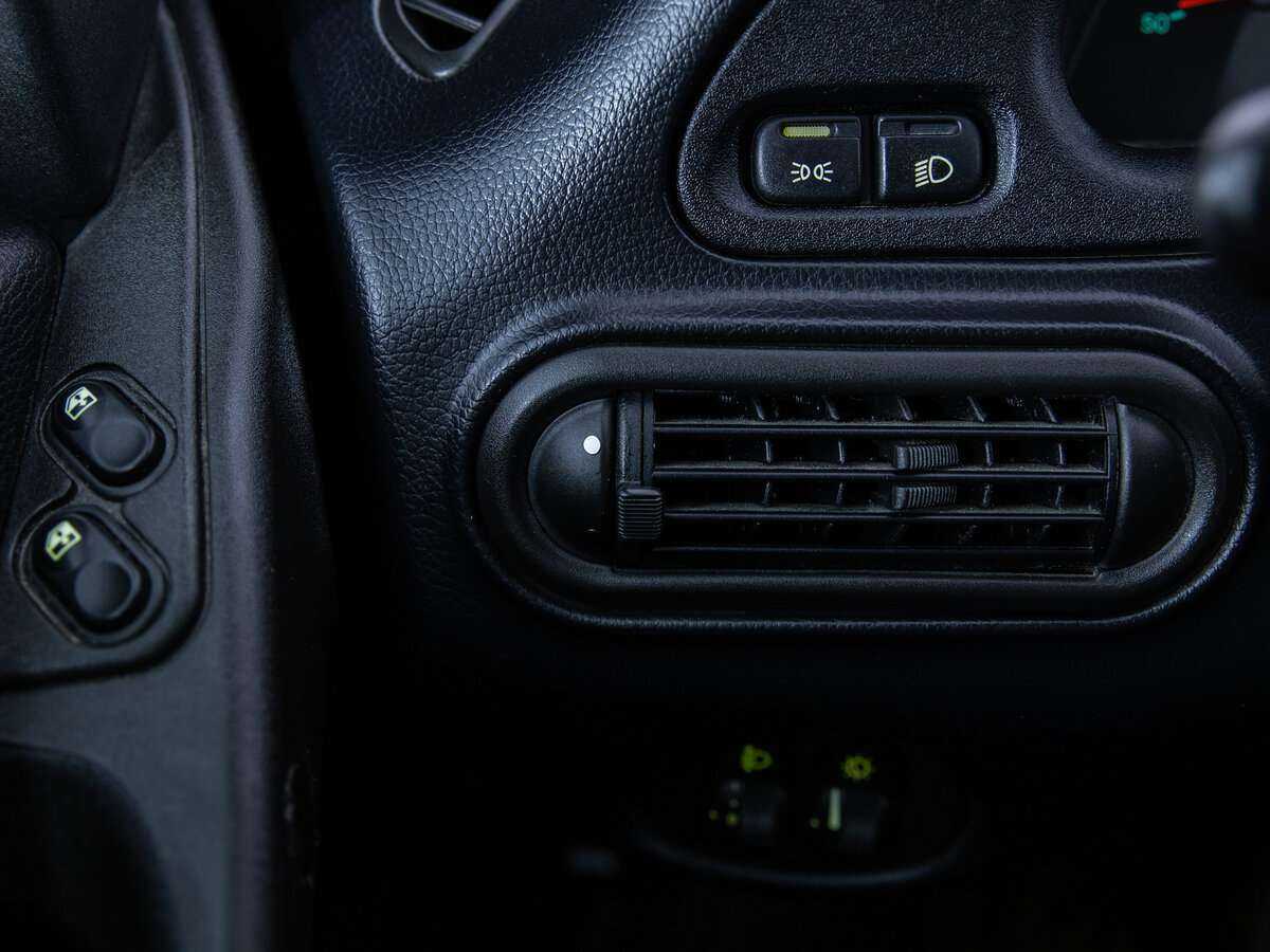 Купить Chevrolet Niva, 2015, 66 675 км, фото №13