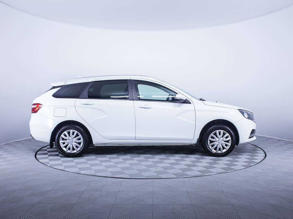 Купить Lada (ВАЗ) Vesta SW, 2018, 109 089 км, фото №4