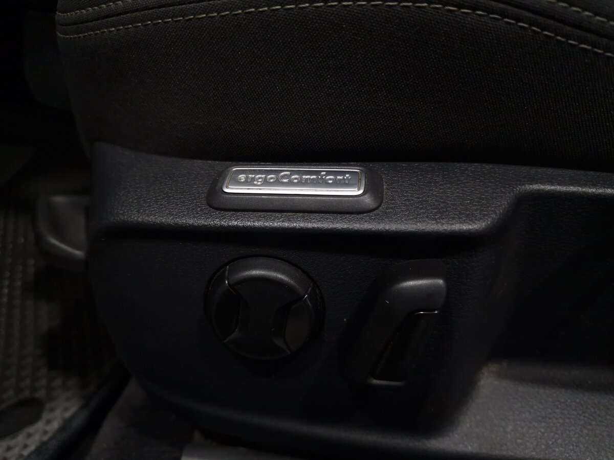 Купить Volkswagen Passat, 2015, 220 993 км, фото №14