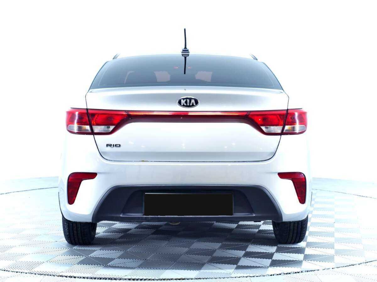 Купить Kia Rio, 2017, 126 650 км, фото №6