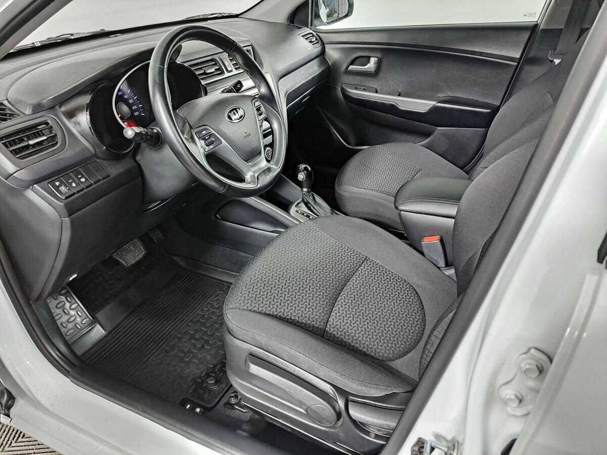 Купить Kia Rio, 2017, 112 068 км, фото №14