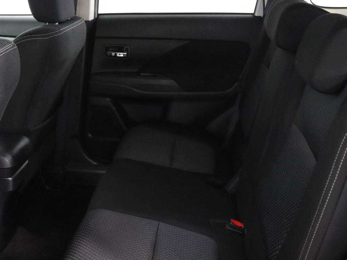 Купить Mitsubishi Outlander, 2018, 38 958 км, фото №9