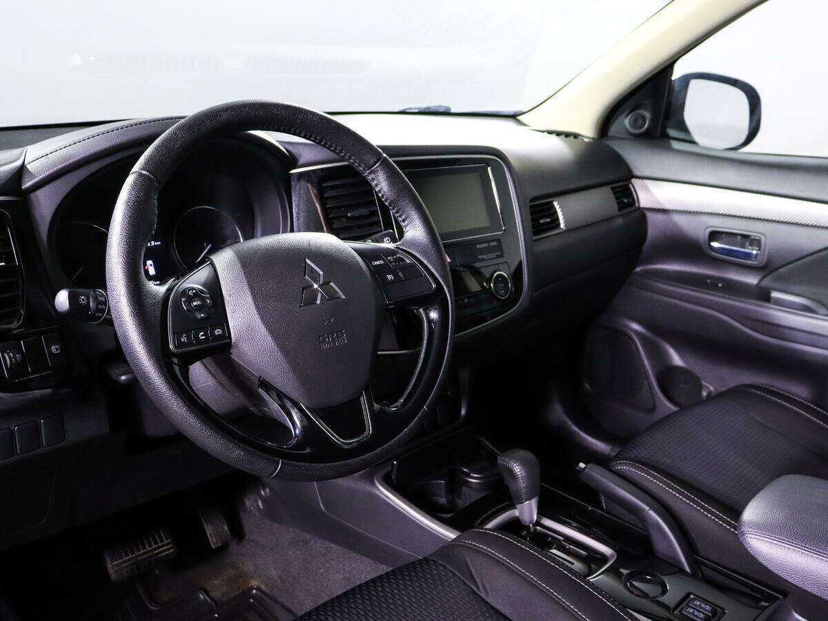 Купить Mitsubishi Outlander, 2018, 53 178 км, фото №14