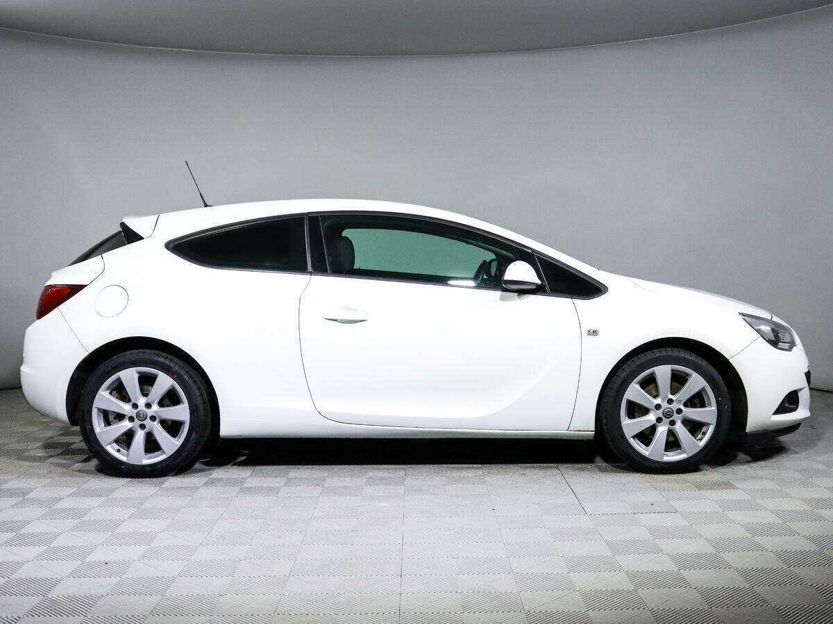 Купить Opel Astra GTC, 2013, 122 411 км, фото №4
