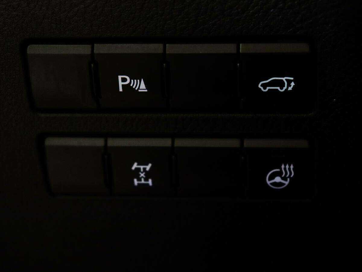 Купить Lexus NX 200, 2016, 106 000 км, фото №16