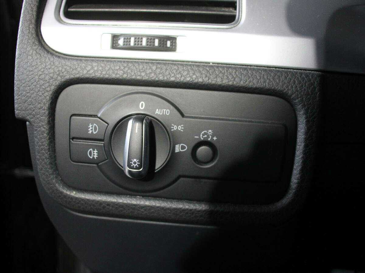 Купить Volkswagen Touareg, 2015, 177 224 км, фото №19