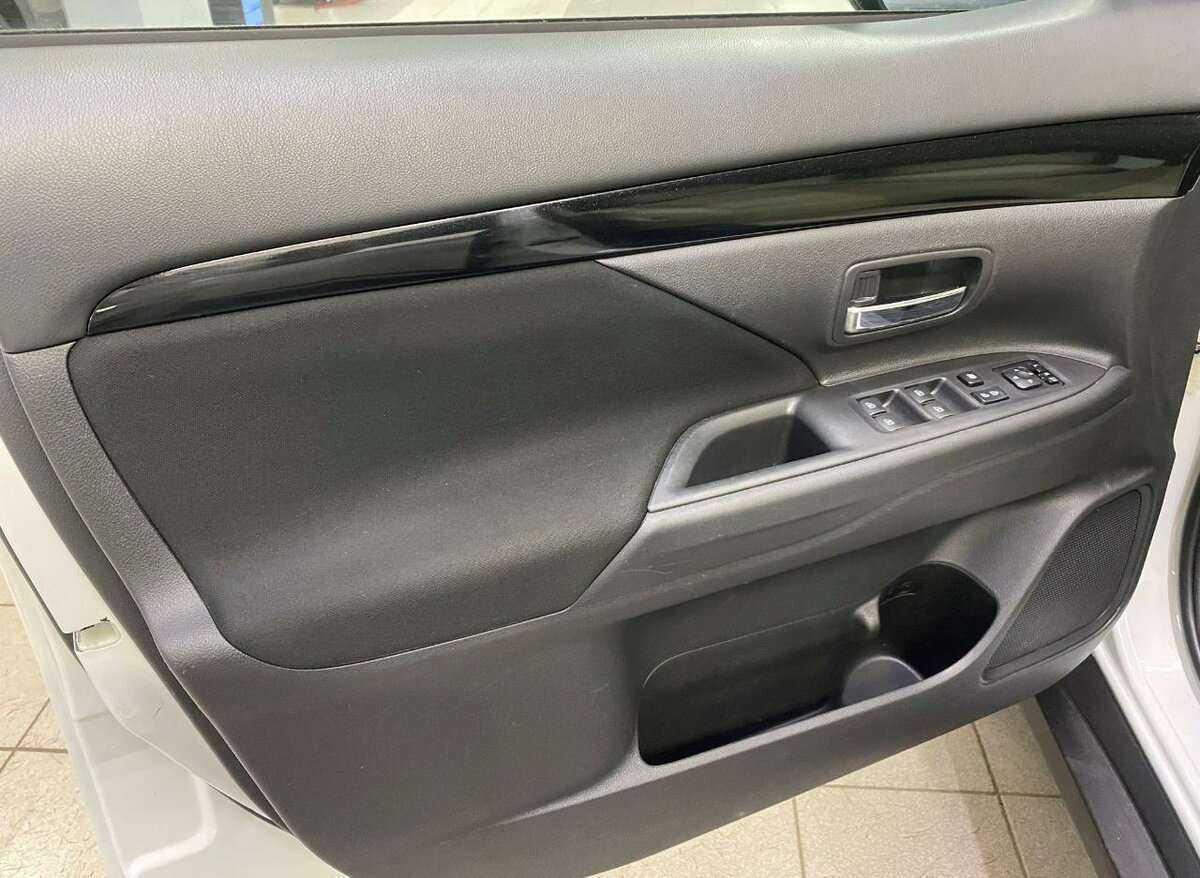Купить Mitsubishi Outlander, 2021, 33 584 км, фото №8