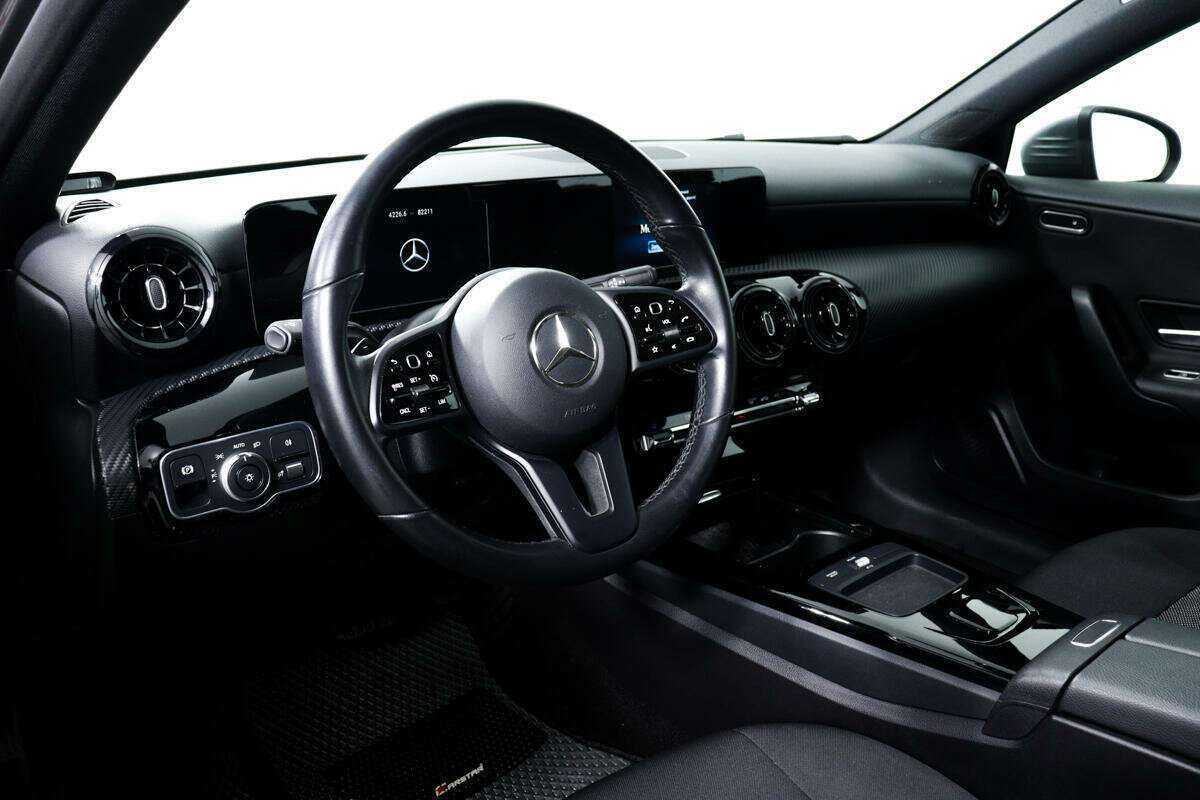 Купить Mercedes-Benz A-Класс 200, 2019, 82 150 км, фото №13