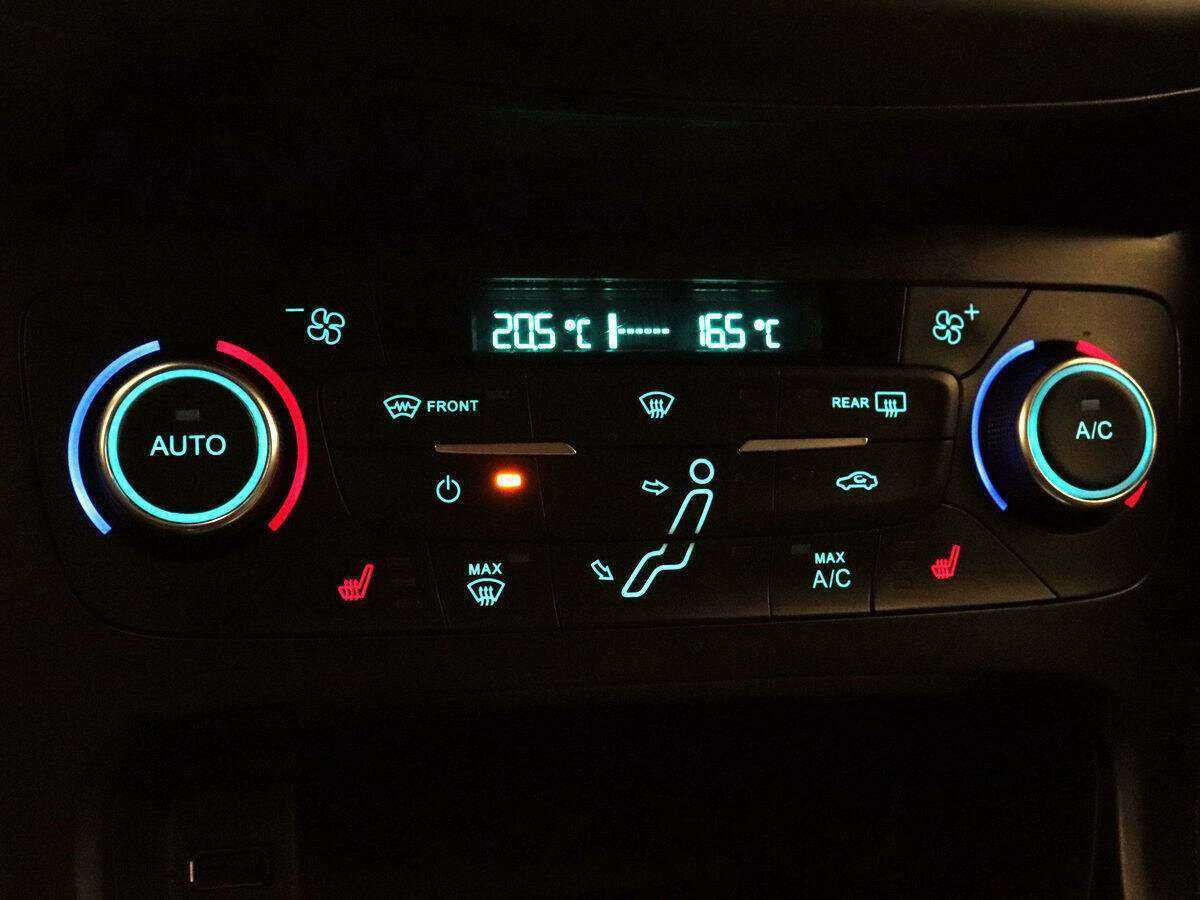 Купить Ford Focus, 2017, 155 109 км, фото №17