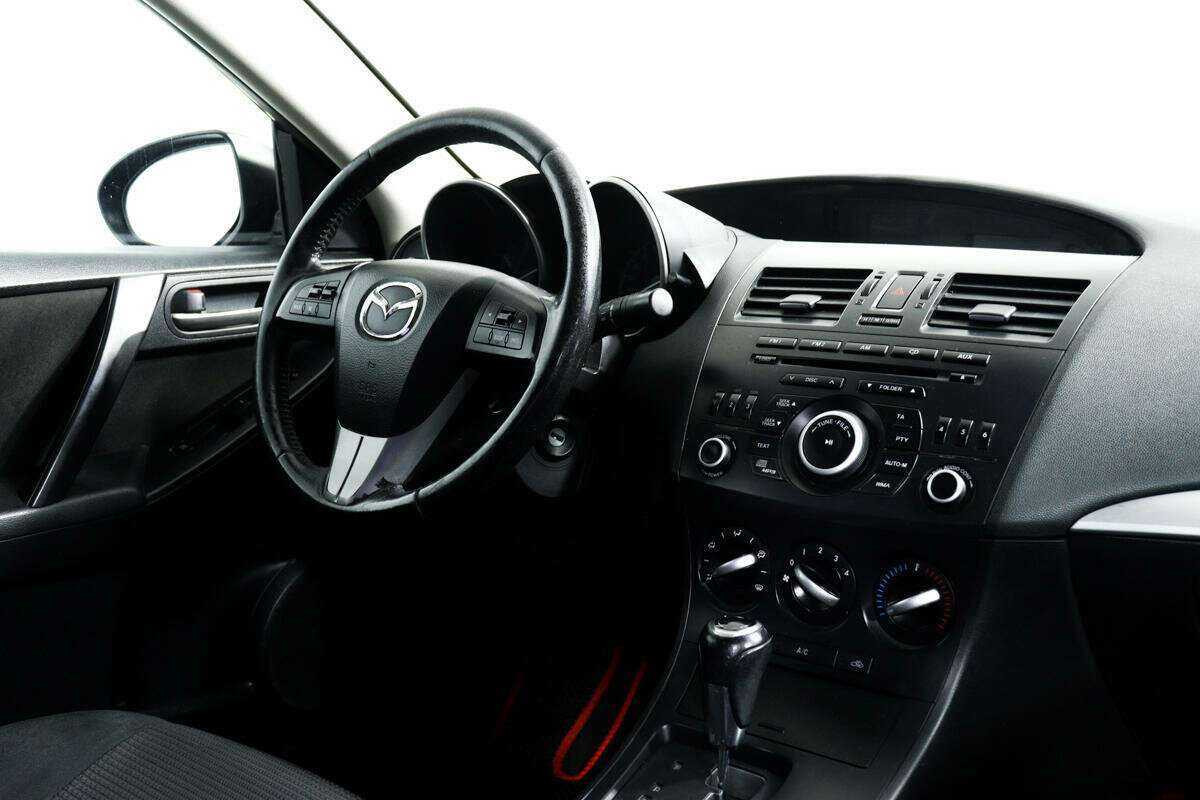 Купить Mazda 3, 2013, 241 907 км, фото №8