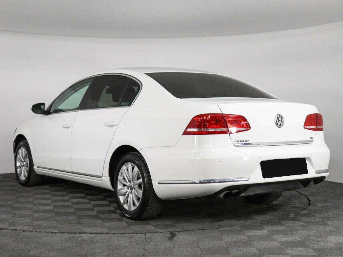 Купить Volkswagen Passat, 2013, 121 557 км, фото №7