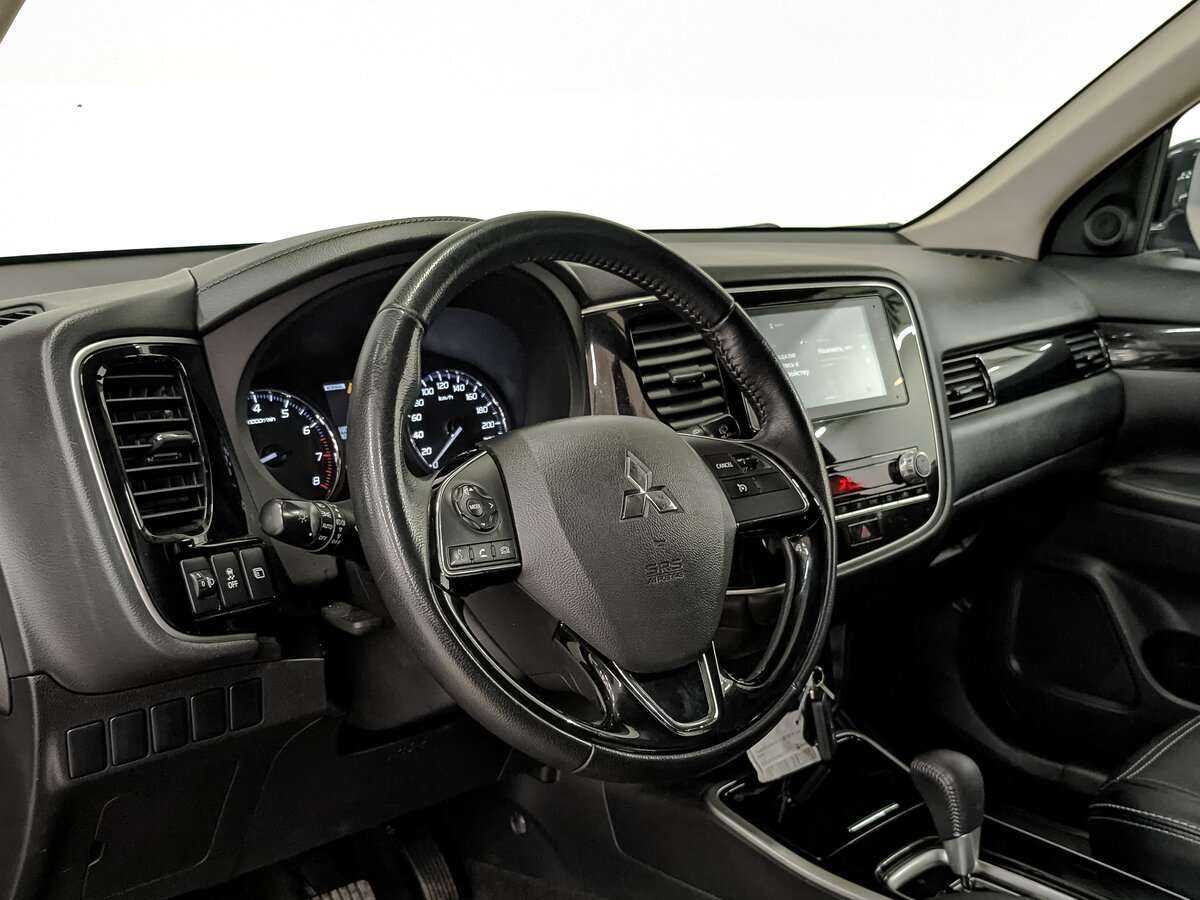 Купить Mitsubishi Outlander, 2020, 158 018 км, фото №11