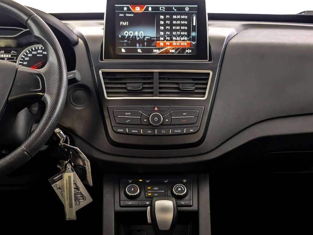 Купить FAW Besturn X40, 2019, 91 312 км, фото №13