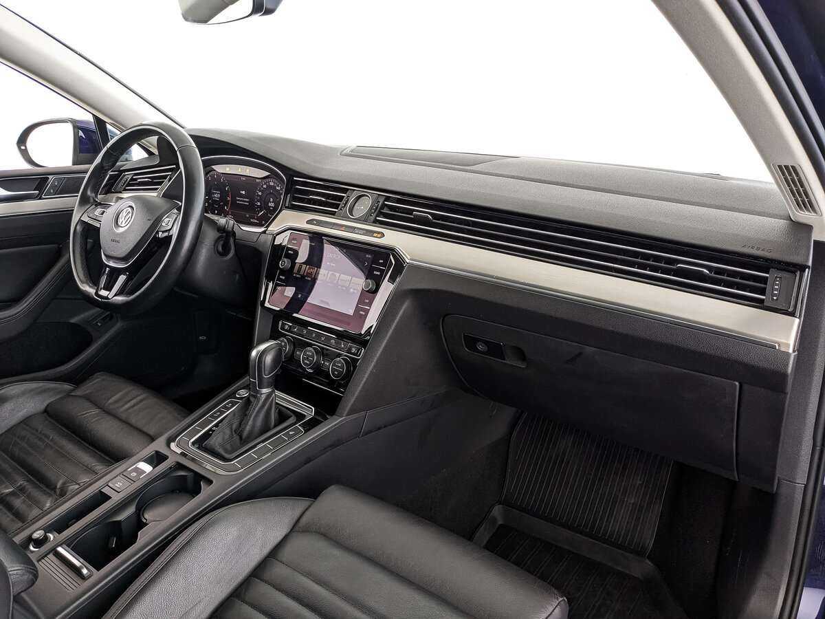 Купить Volkswagen Passat, 2019, 142 327 км, фото №9