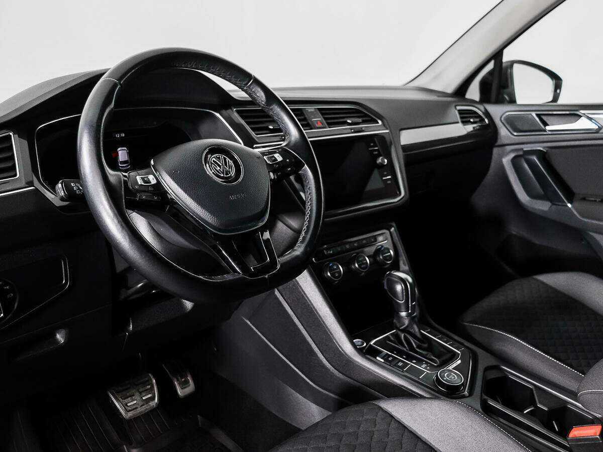 Купить Volkswagen Tiguan, 2018, 165 539 км, фото №9