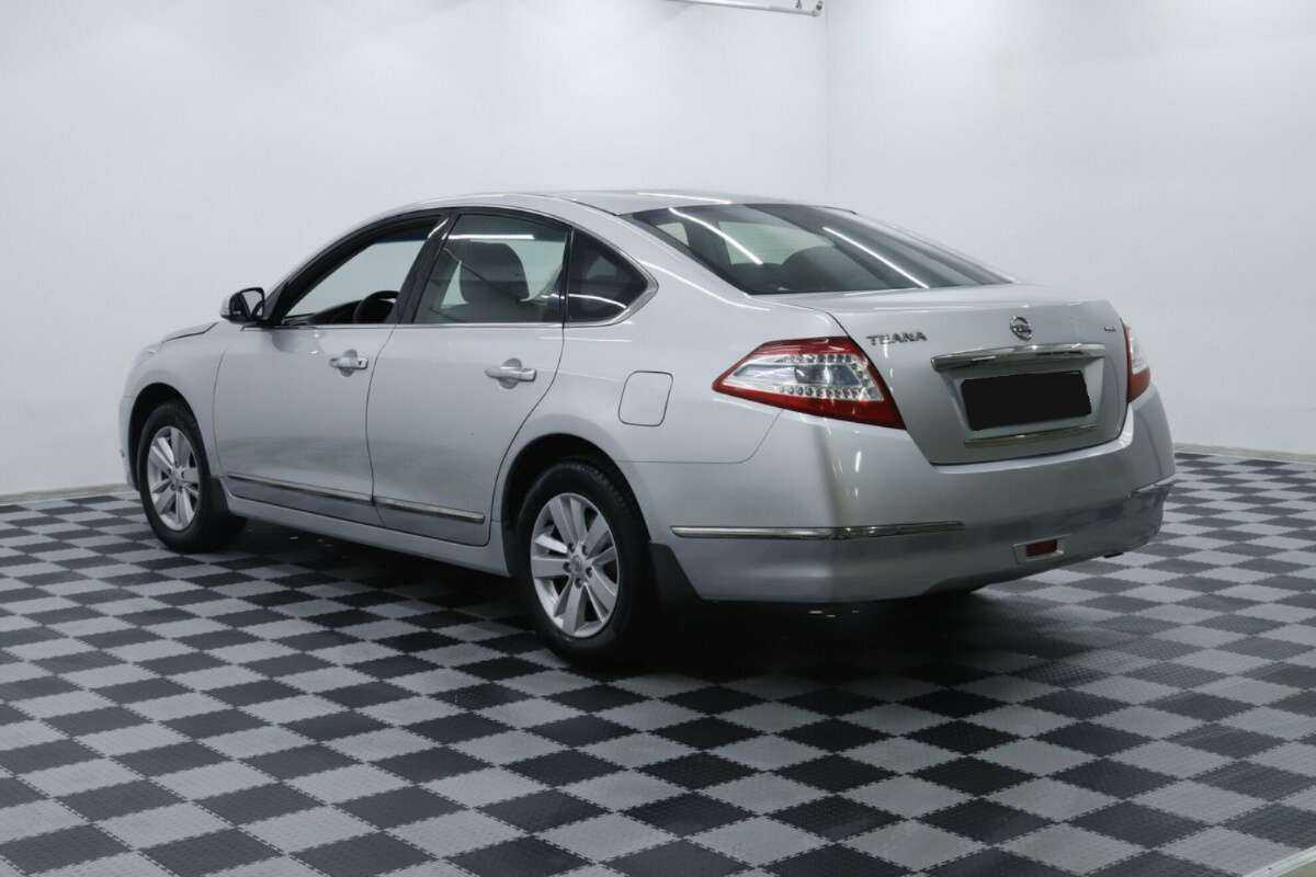 Nissan Teana