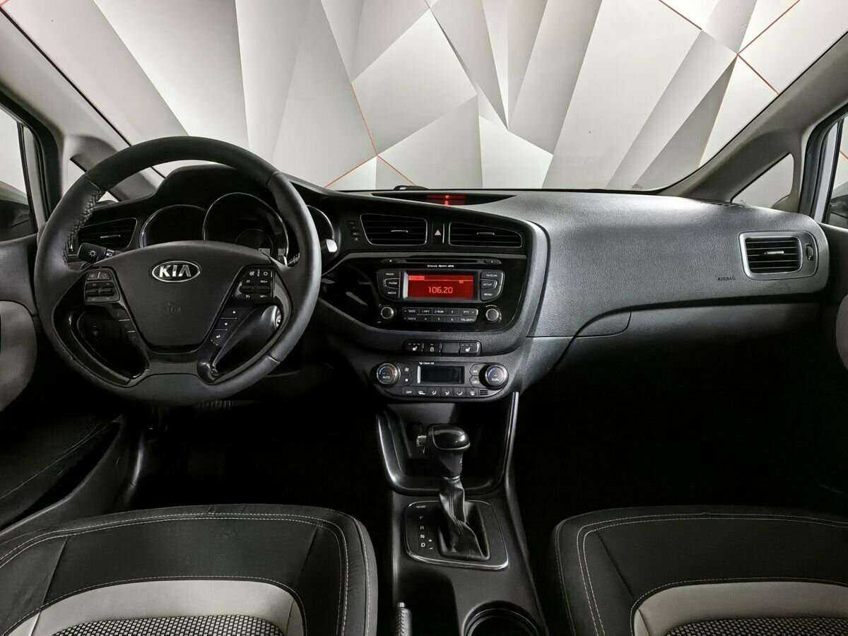 Купить Kia Ceed, 2015, 167 333 км, фото №9