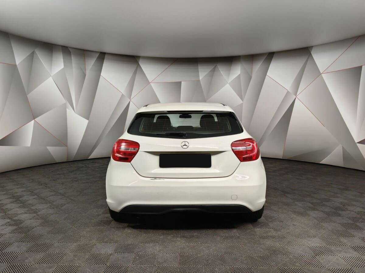 Купить Mercedes-Benz A-Класс 180, 2014, 217 768 км, фото №8
