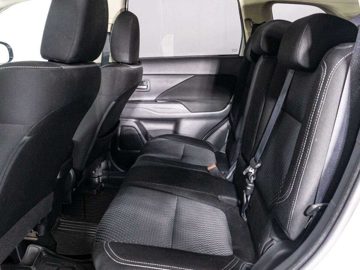 Купить Mitsubishi Outlander, 2019, 60 290 км, фото №10