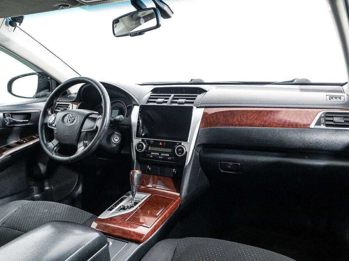 Купить Toyota Camry, 2012, 269 982 км, фото №9