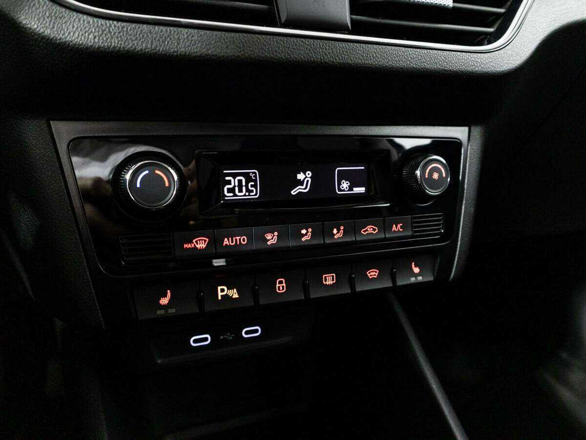 Купить Volkswagen Polo, 2021, 58 207 км, фото №17