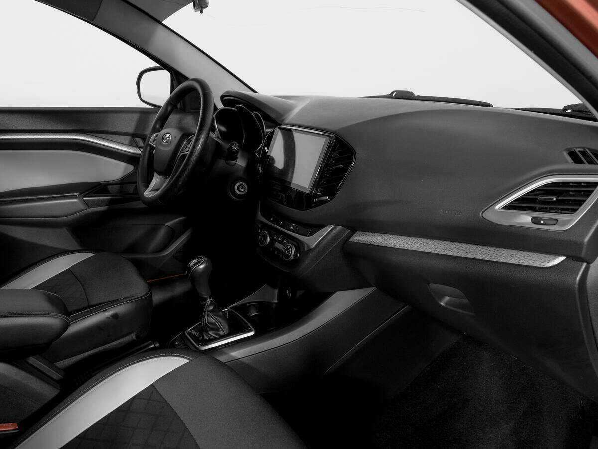 Купить Lada (ВАЗ) Vesta SW Cross, 2018, 88 976 км, фото №9