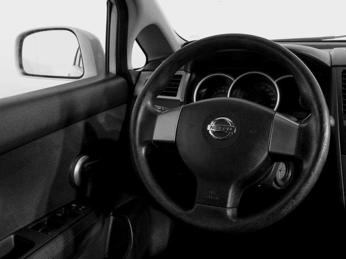 Купить Nissan Tiida, 2013, 140 737 км, фото №13