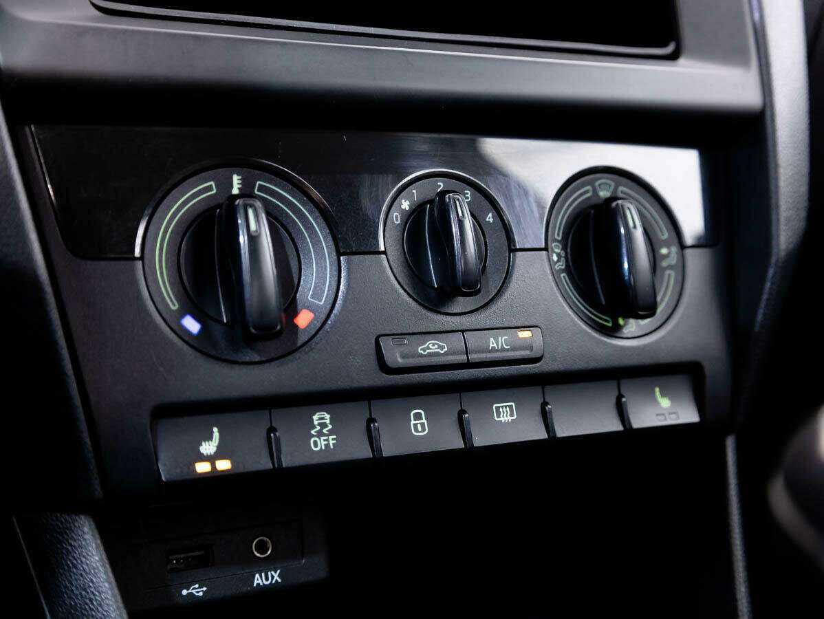 Купить Skoda Rapid, 2017, 141 688 км, фото №18