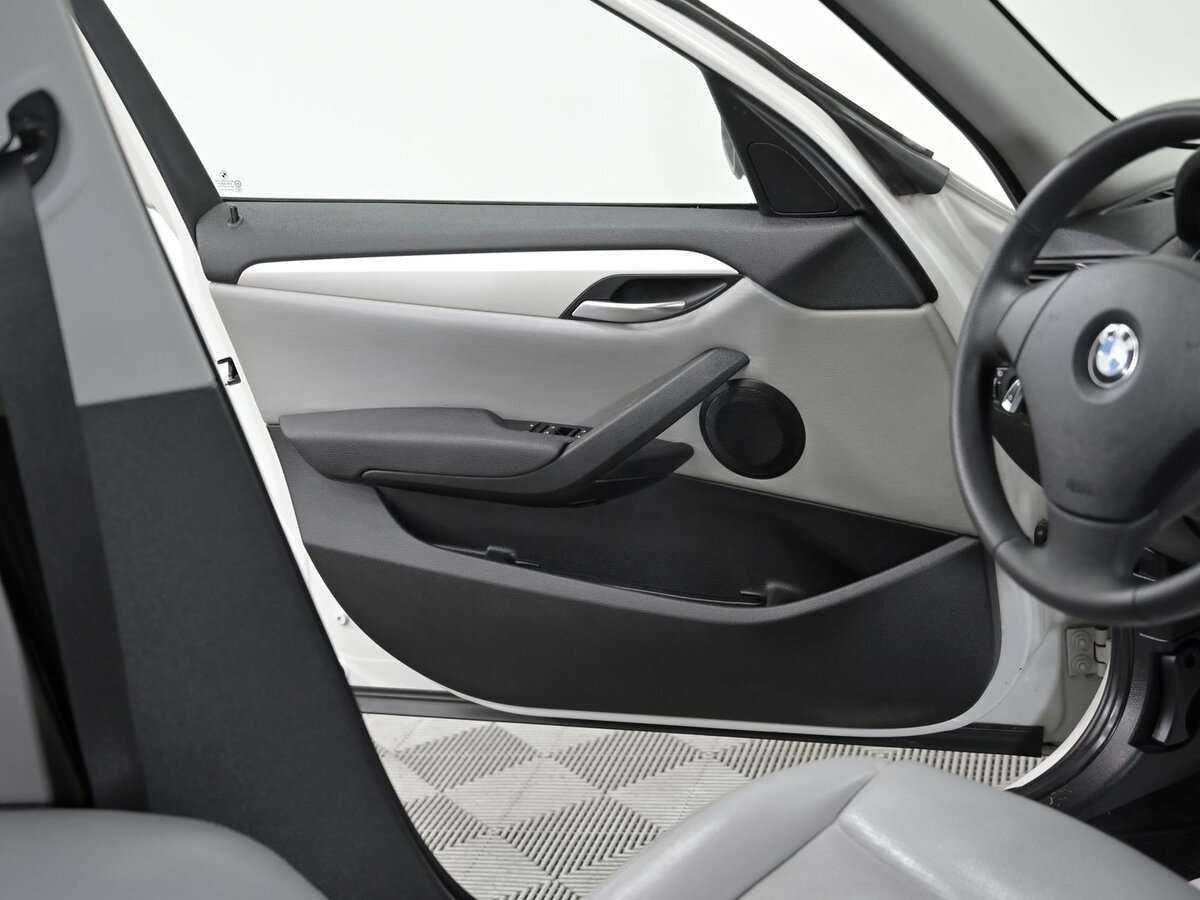 Купить BMW X1 20i, 2012, 130 000 км, фото №9