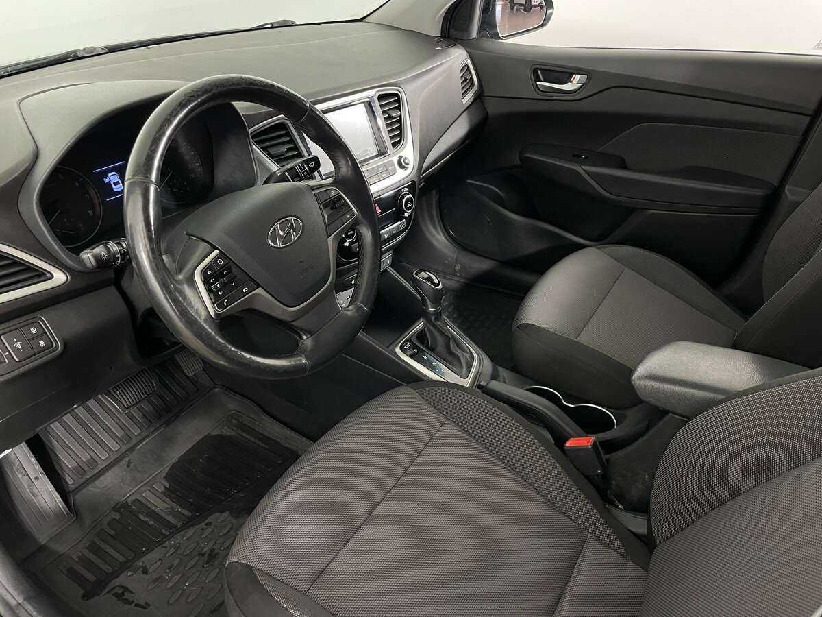 Купить Hyundai Solaris, 2017, 169 000 км, фото №7