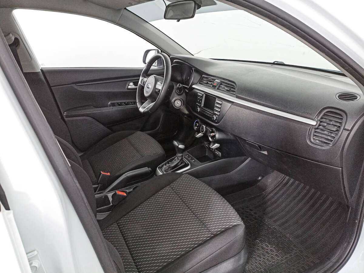 Купить Kia Rio, 2018, 113 003 км, фото №9