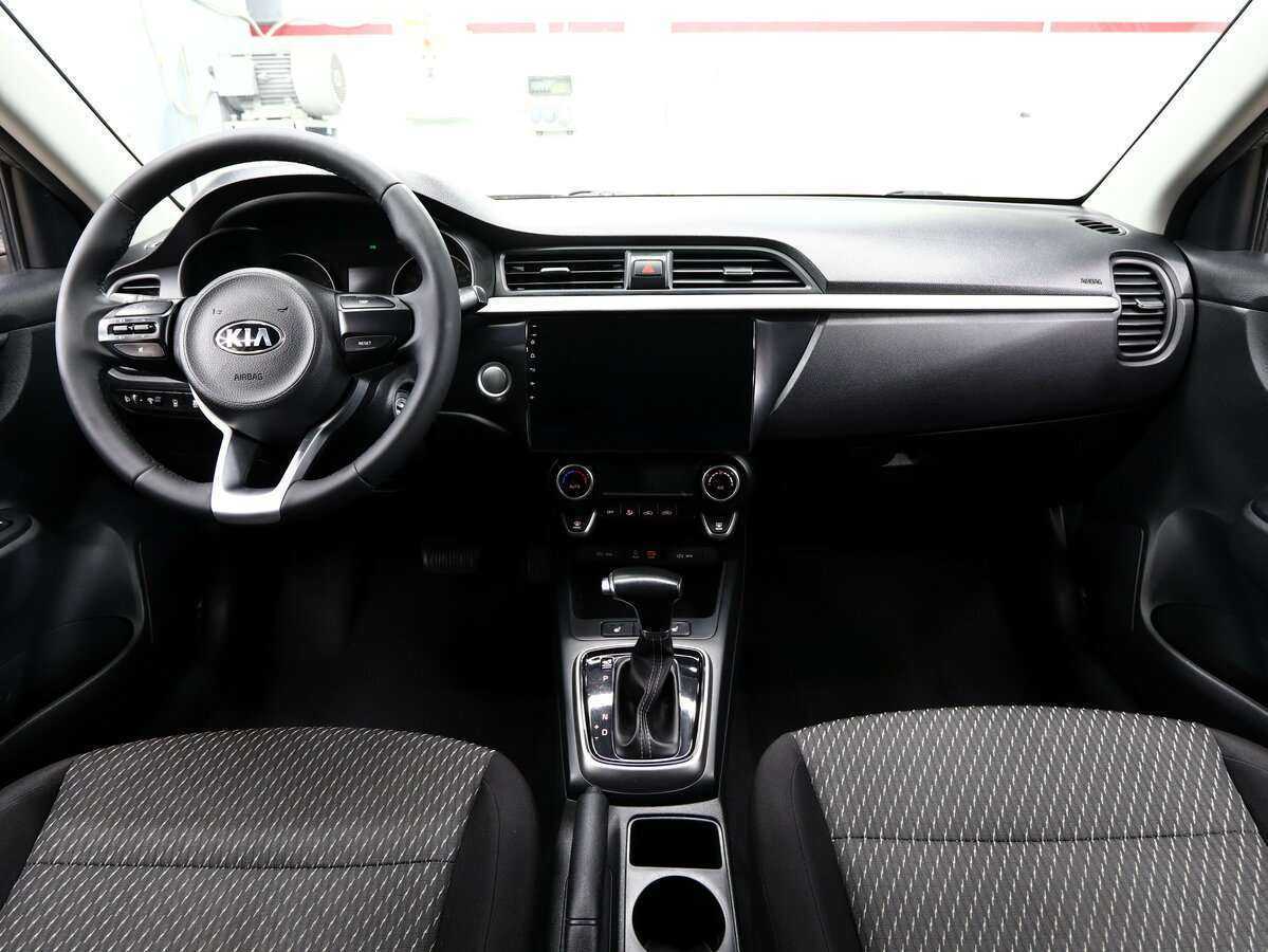 Купить Kia Rio, 2018, 101 000 км, фото №11