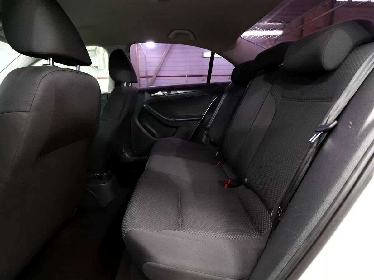 Купить Volkswagen Jetta, 2013, 180 000 км, фото №17