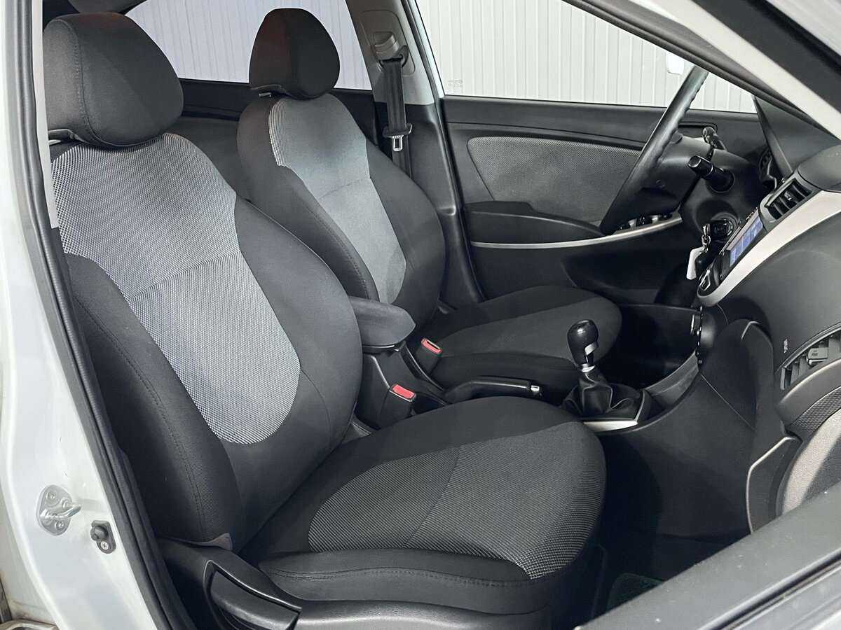 Купить Hyundai Solaris, 2013, 203 406 км, фото №15