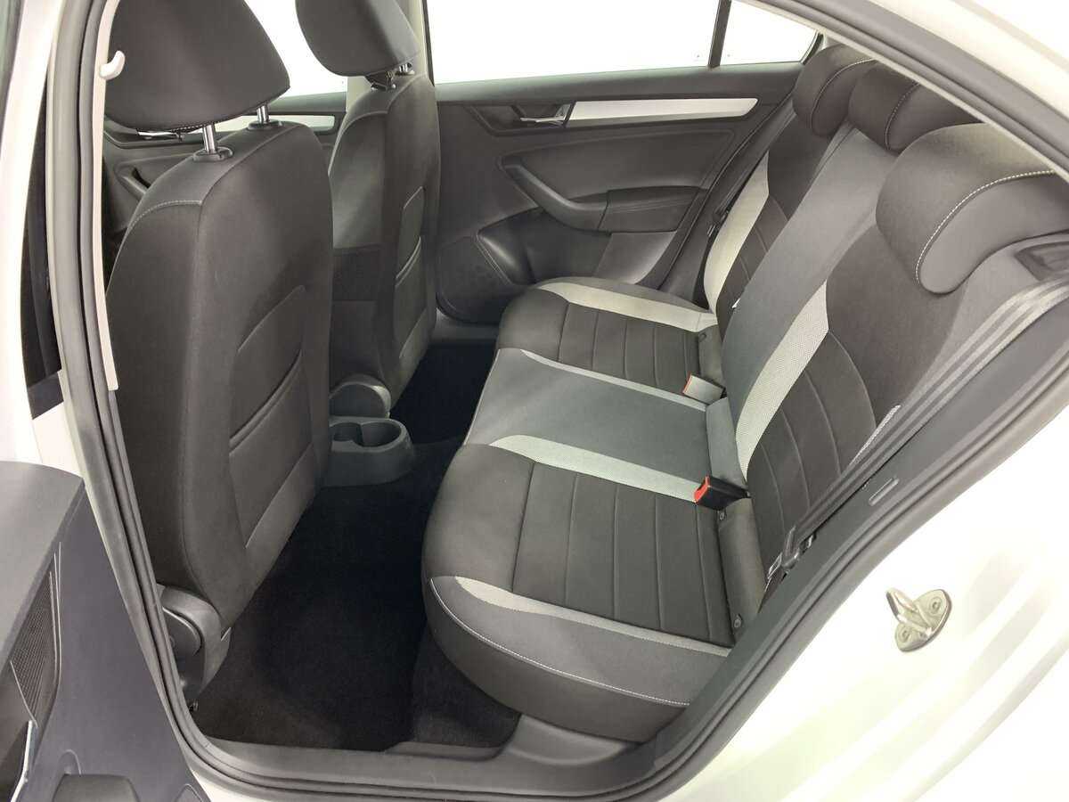 Купить Skoda Rapid, 2019, 50 273 км, фото №10