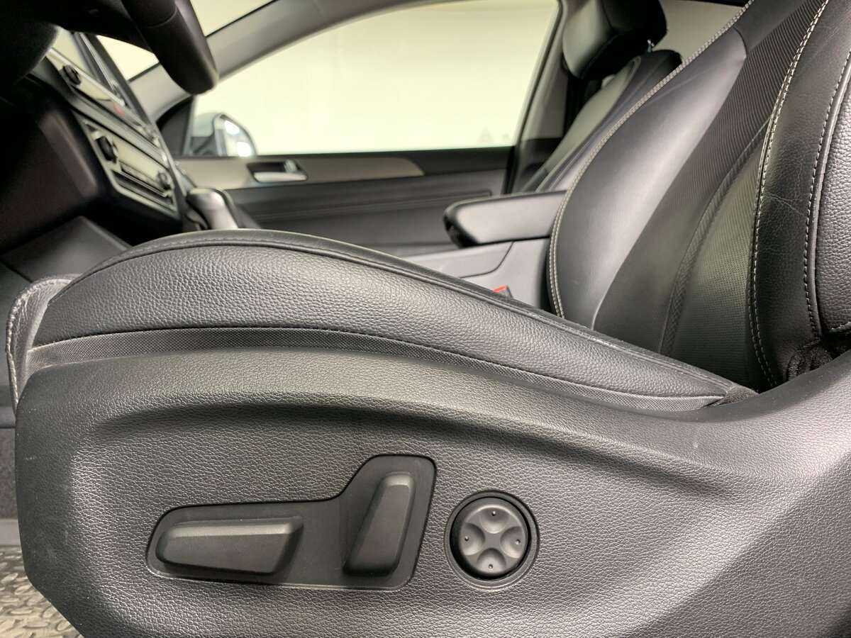 Купить Hyundai Sonata, 2019, 111 941 км, фото №14