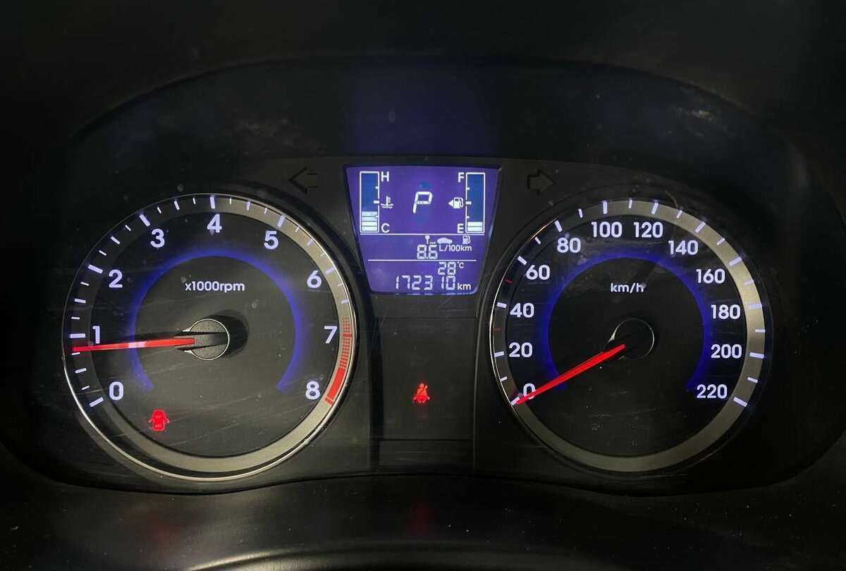 Купить Hyundai Solaris, 2014, 172 201 км, фото №10