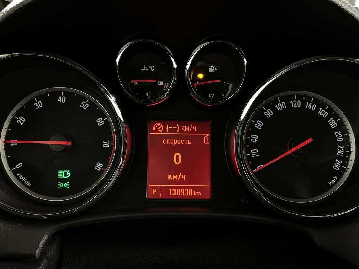 Купить Opel Astra GTC, 2013, 138 930 км, фото №11