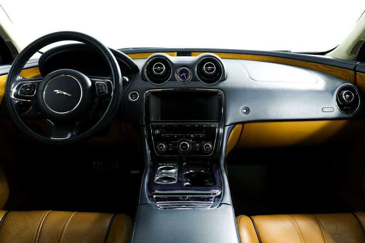 Купить Jaguar XJ, 2013, 121 675 км, фото №11