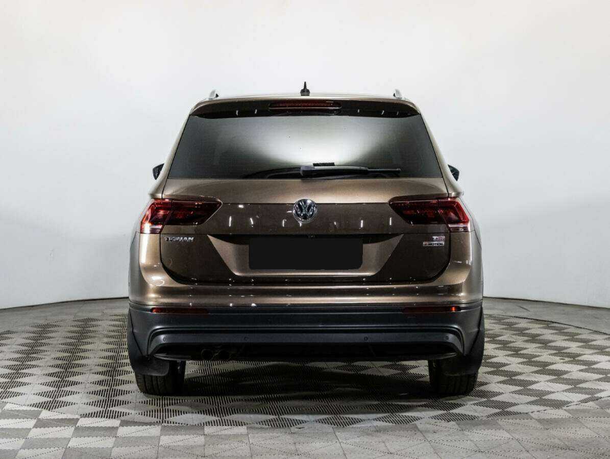Купить Volkswagen Tiguan, 2017, 160 237 км, фото №6